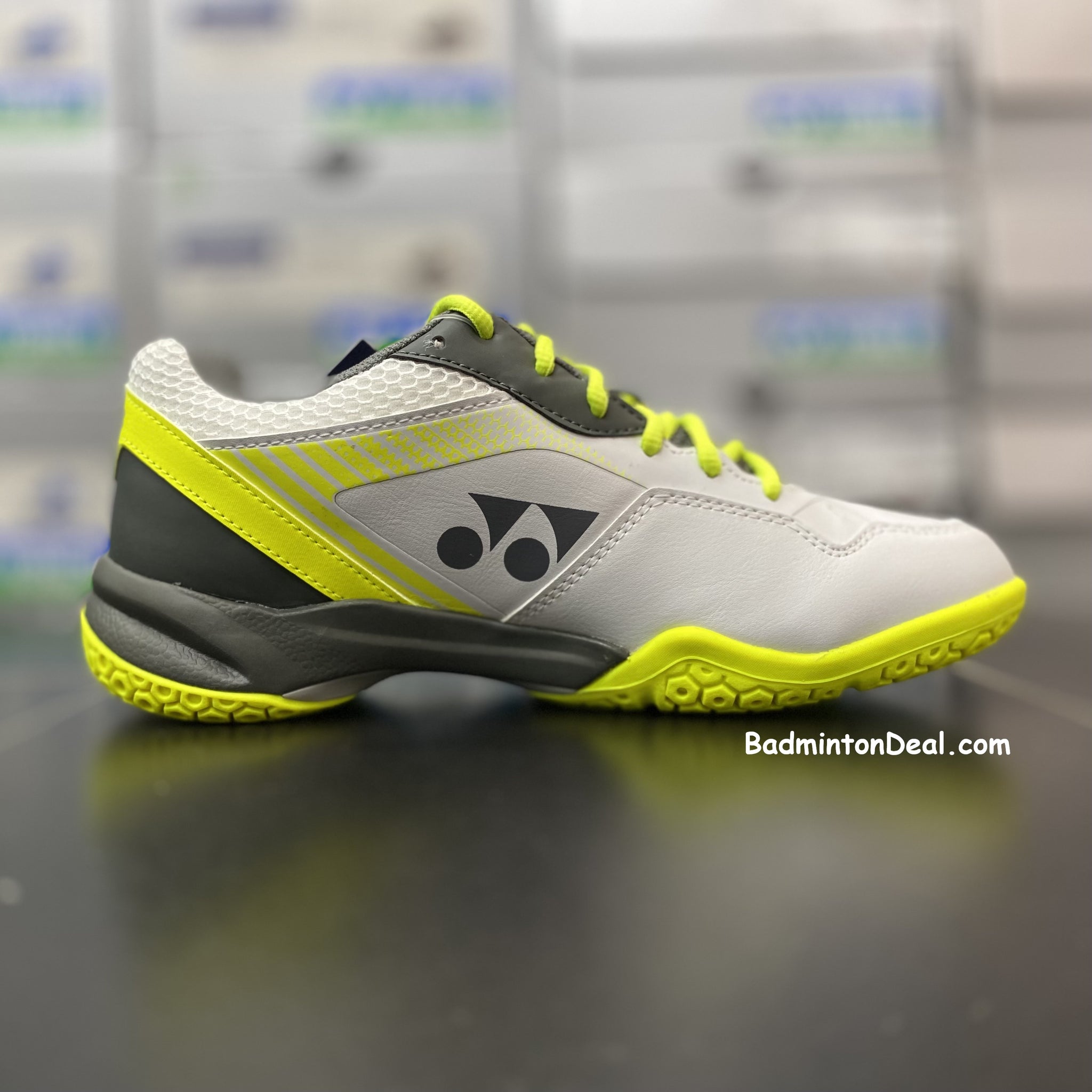 Best Badminton Shoes In India – Reviews (September 2023)