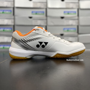 YONEX Power Cushion 65Z3 Wide Unisex Badminton Shoes (White / Orange)
