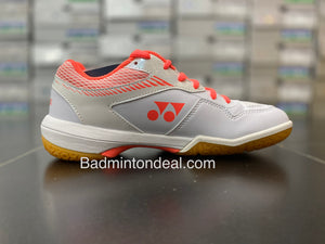 YONEX Power Cushion 65 X 2 Ladies Badminton Shoes (White)