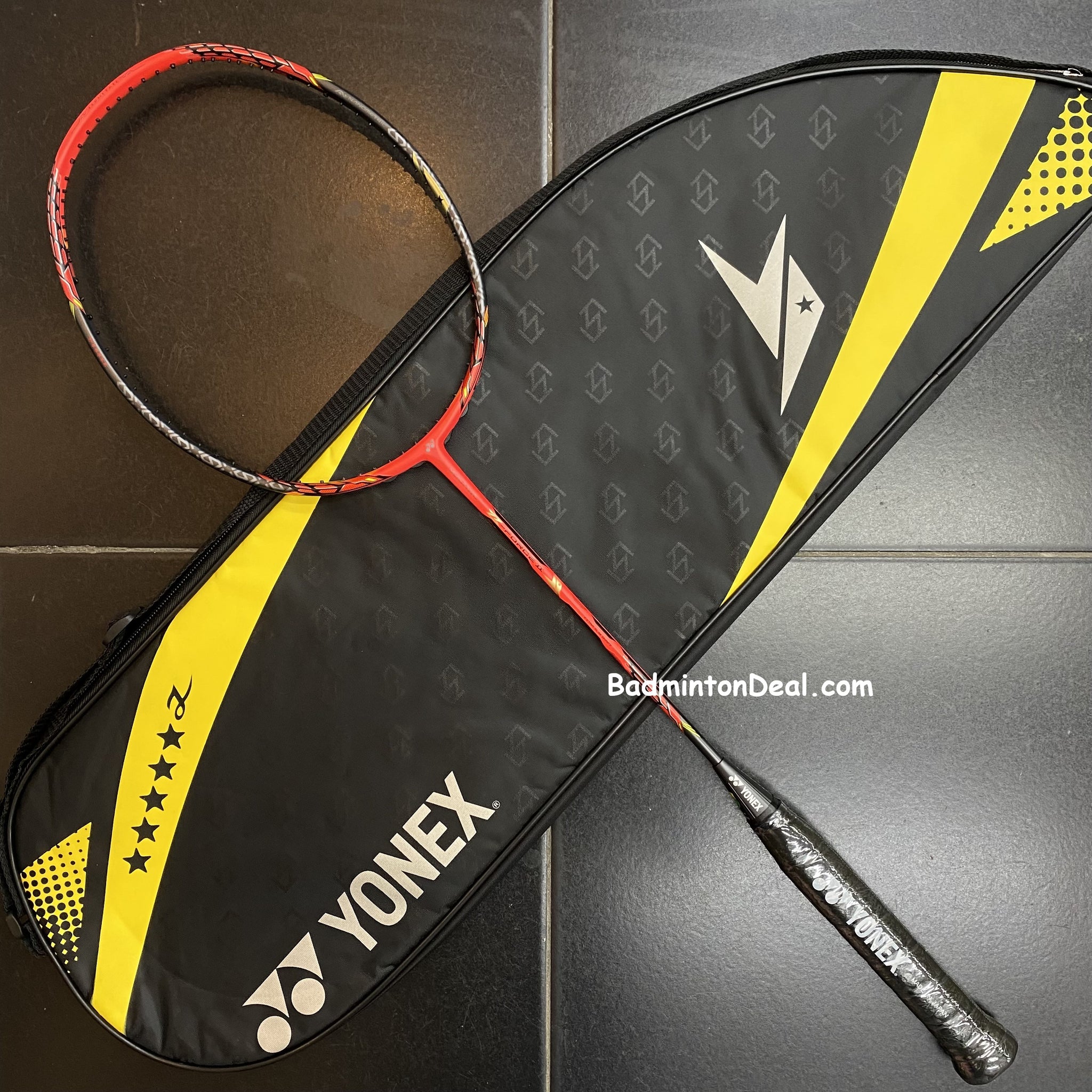 YONEX VOLTRIC Z-FORCE Ⅱ リンダンモデル 4U 新商品 - ラケット